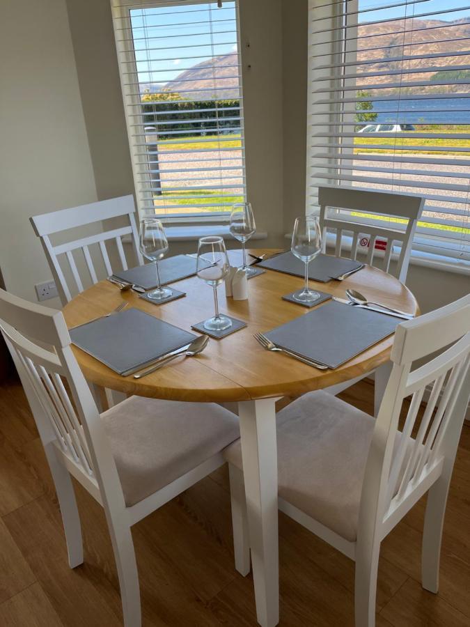 Corran, Glenloch View, William 2-bedroom Loch Side Flat Appartement